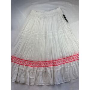 Women’s Style & Co Size 1X White Maxi Skirt with Neon Pink Embroidery.